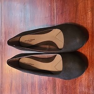 Like new cloud walkers suede pumps. Block heel. Comfy . 11W